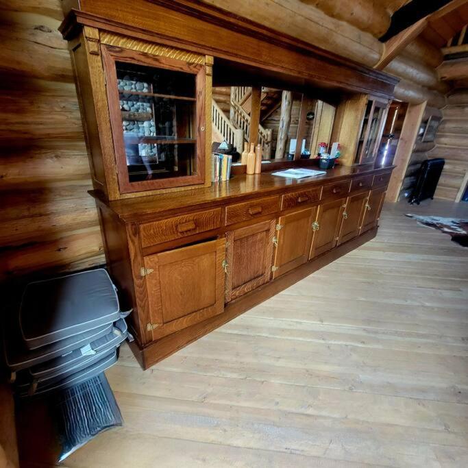 Holiday home Moose Mtn Lodge/luxury Cabin/hot Tub/fireplace *